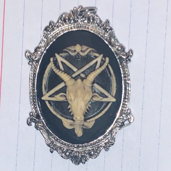 Baphomet Cameo Pendant - Picture 1 of 2